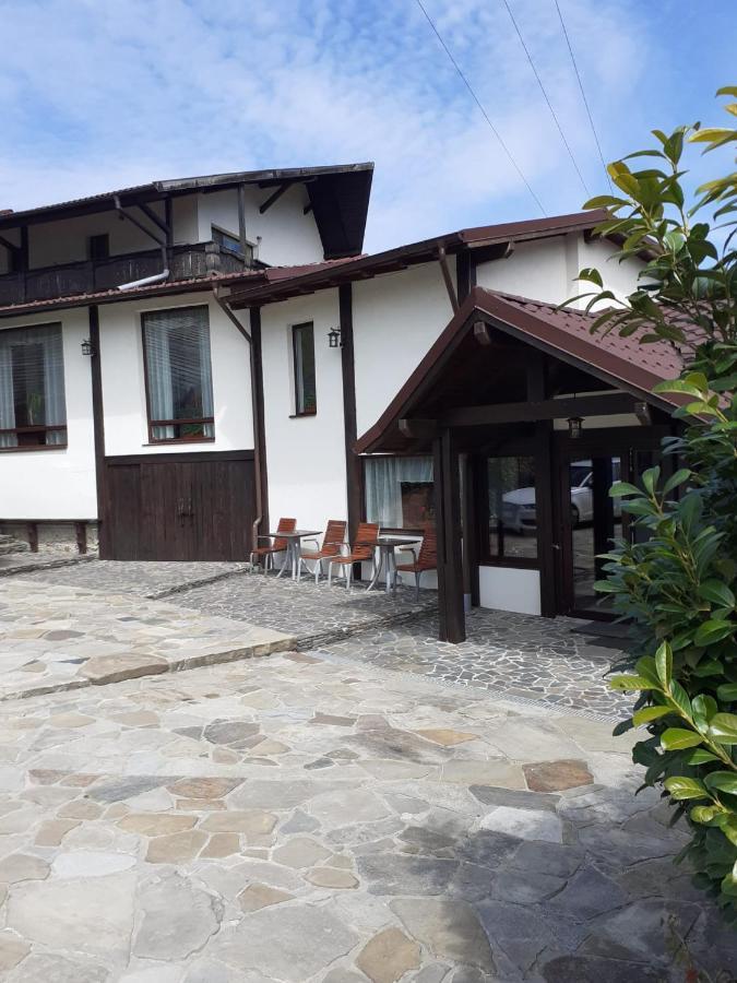No Comment Rustic Hotell Curtea de Argeş Eksteriør bilde