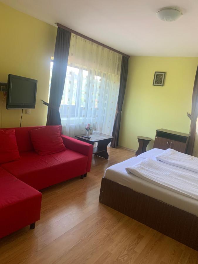 No Comment Rustic Hotell Curtea de Argeş Eksteriør bilde